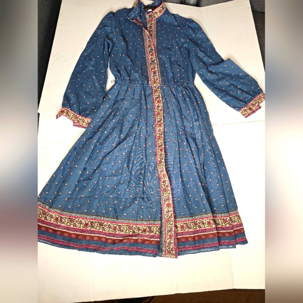 VTG Charles Alan Paisley Bordered Dress